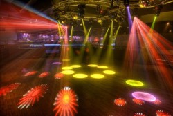 1387606156_580112639_13-Faisal-DJ-sound-system-for-rent-